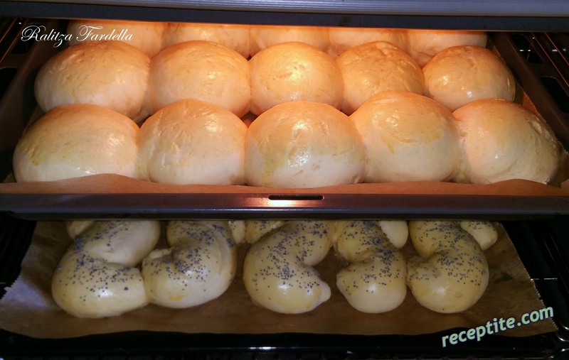 Снимки към Млечен бял хляб (Franskbroed med maelk)