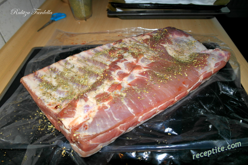 Снимки към Сушена осмянка (pancetta, сланинка от корема)