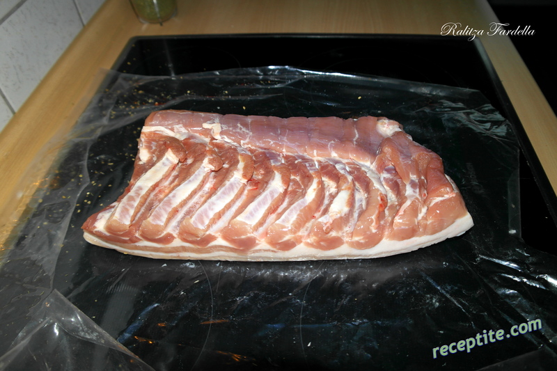 Снимки към Сушена осмянка (pancetta, сланинка от корема)