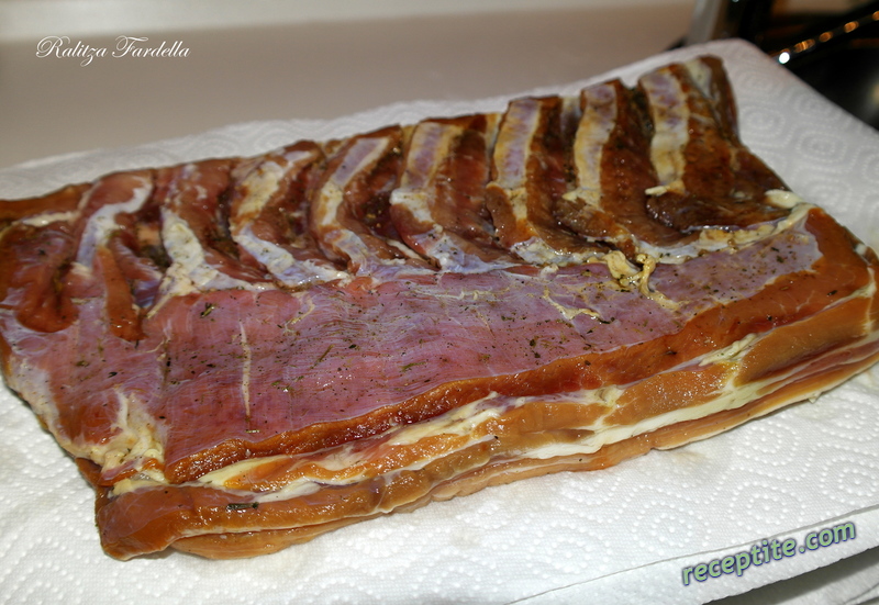 Снимки към Сушена осмянка (pancetta, сланинка от корема)