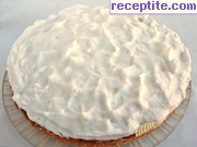 снимка 3 към рецепта Сладкиш с мармалад (конфитюр) и меренге