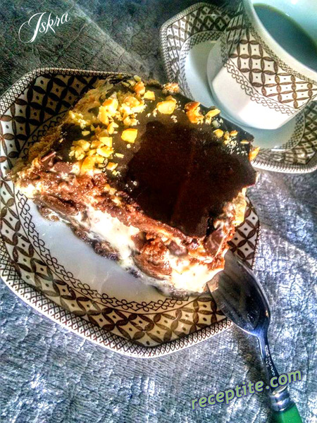 Снимки към Шоколадова коледна торта с трюфели