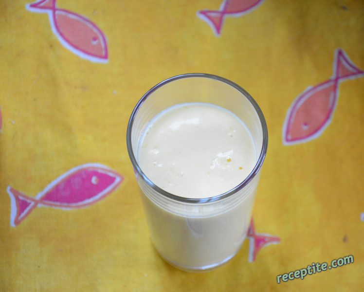 Снимки към Манго ласи (Mango Lassi)