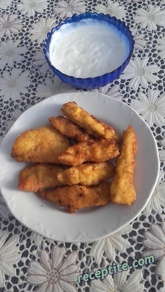 Снимки към Пилешки хапки с чеснов сос
