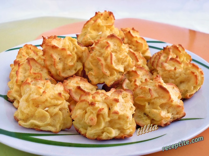 Снимки към Картофени дукеси със сирене