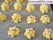 снимка 1 към рецепта Картофени дукеси със сирене