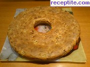 снимка 1 към рецепта Солен кекс със салам и сирене