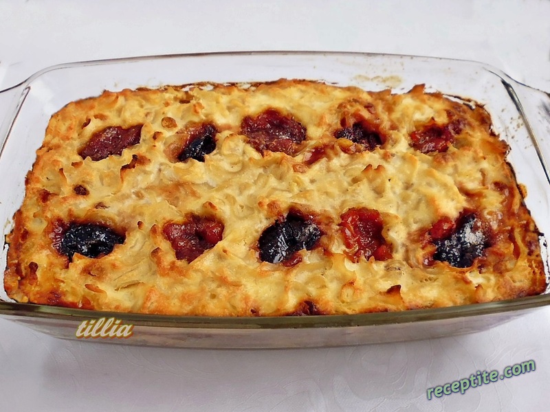 Снимки към Макарони на фурна с извара, стафиди и конфитюр