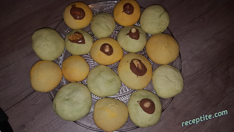 Снимки към Какаови напукани сладки