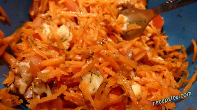Снимки към Салата с моркови и моцарела