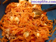 снимка 1 към рецепта Салата с моркови и моцарела