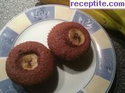 снимка 3 към рецепта Мъфини с банан и орехи