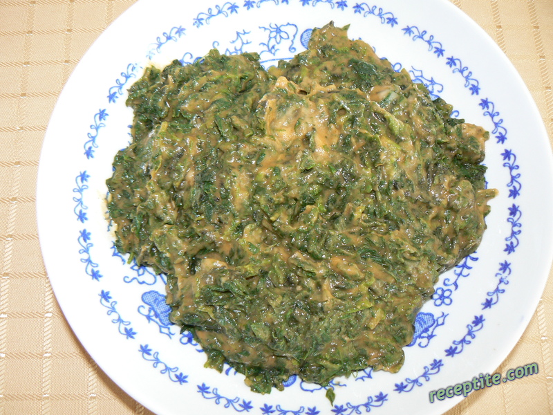 Снимки към Селска копривена каша