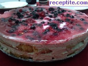 снимка 3 към рецепта Плодова торта с бишкоти