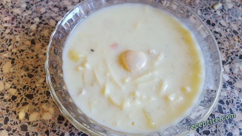 Снимки към Пилешка супа със зеленчуци
