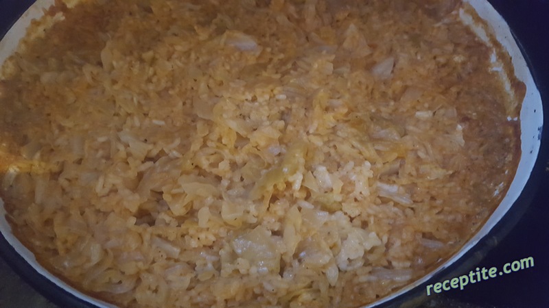 Снимки към Кисело зеле с ориз на фурна - II вид