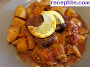 снимка 4 към рецепта Свинско с картофи и гъби на фурна