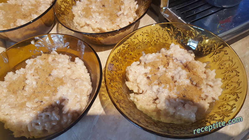Снимки към Жасминов ориз с мляко и шоколад