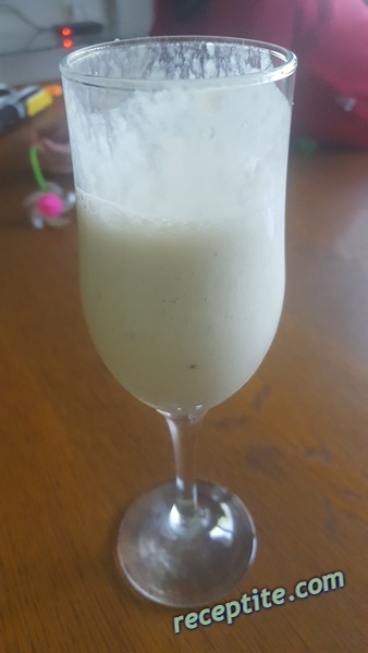 Снимки към Плодово мляко