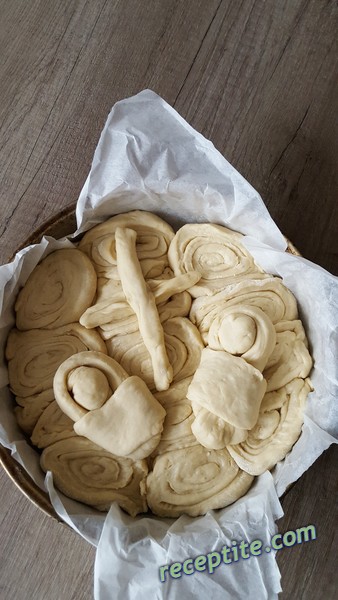 Снимки към Сладка погача