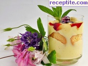 снимка 11 към рецепта Бисквитен десерт с млечен крем Криси