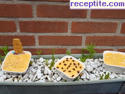 снимка 2 към рецепта Бисквитена торта в купички