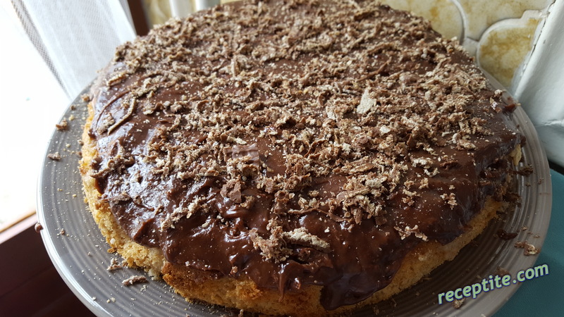 Снимки към Разхвърлена торта