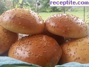 снимка 1 към рецепта Перфектните питки за бургери (Burger buns)