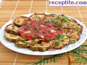 снимка 1 към рецепта Пържени тиквички с доматен сос