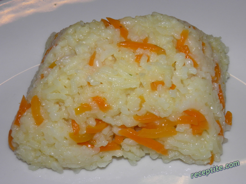 Снимки към Ориз с моркови по монголски