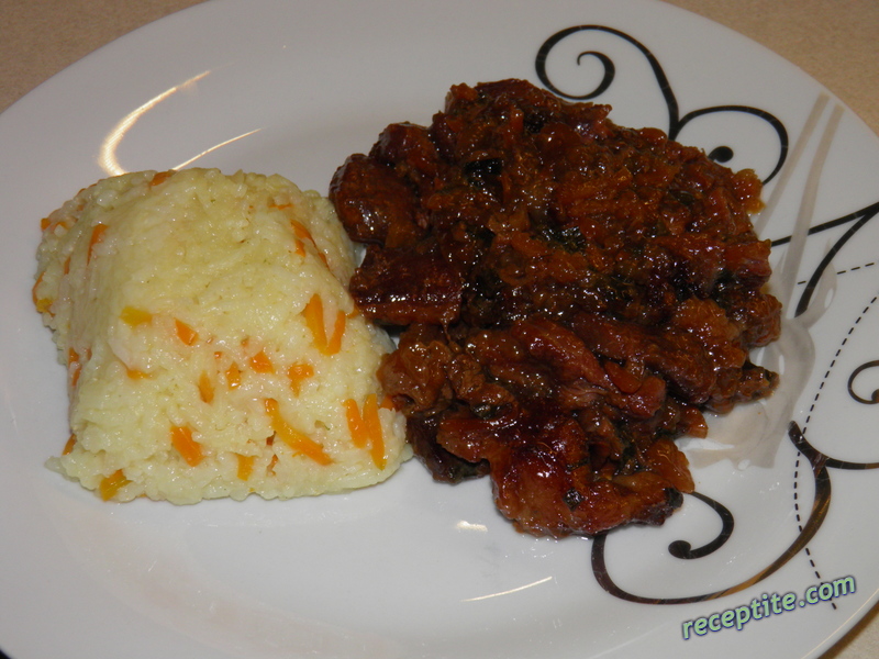 Снимки към Ориз с моркови по монголски