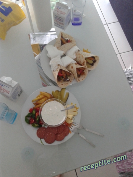 Снимки към Домашен дюнер