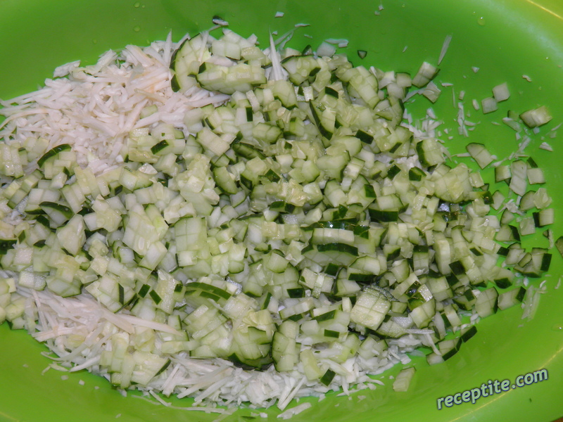 Снимки към Салата Шампион