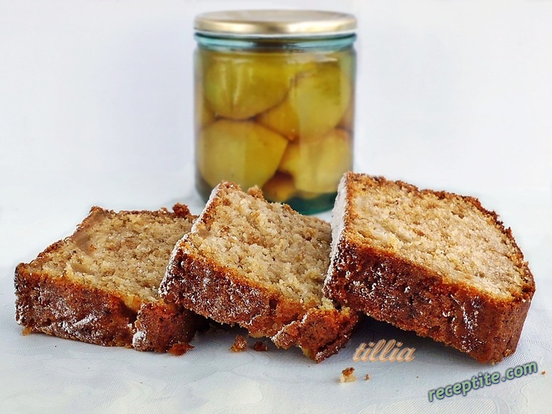 Снимки към Кекс с компот