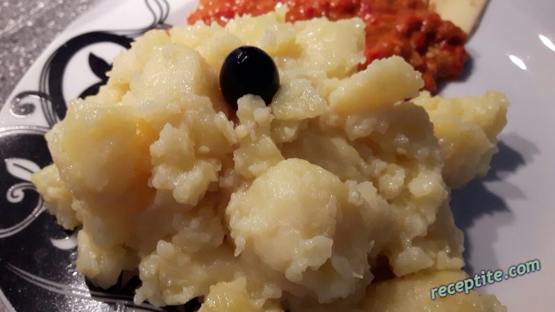 Снимки към Селска картофена салата