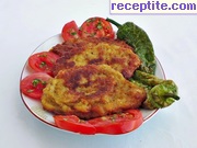 снимка 2 към рецепта Икономични шницели с картофи