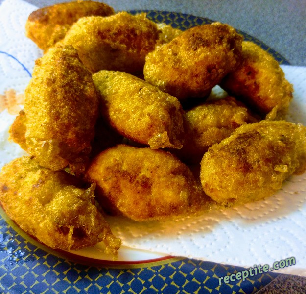 Снимки към Пилешки хапки с кашкавал