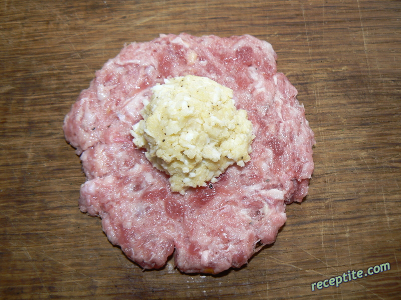 Снимки към Пълнени кюфтенца *Птиче мляко*