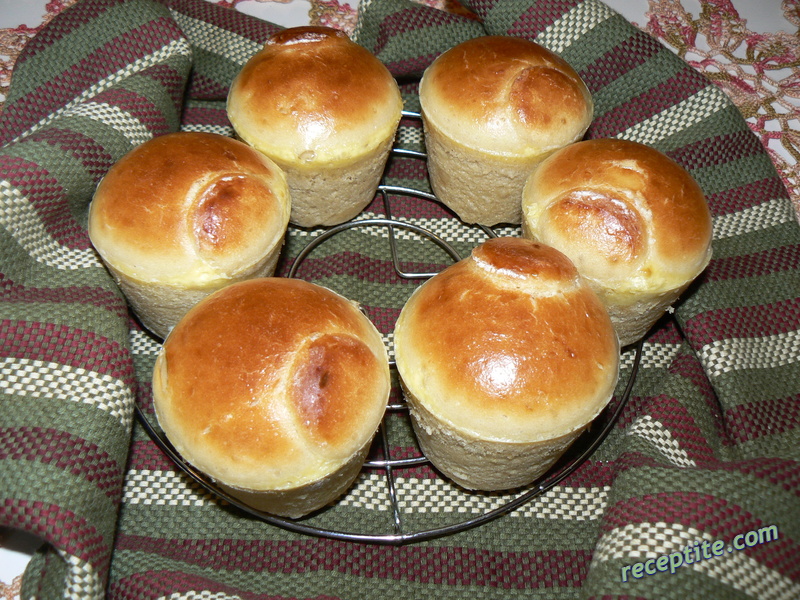 Снимки към Бриоши с брашно от спелта и фъстъчено масло