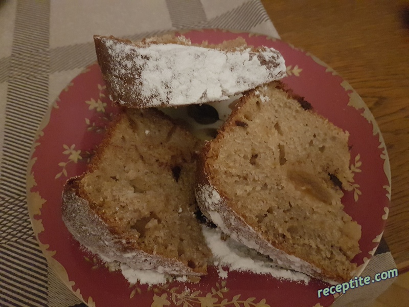 Снимки към Кекс с гореща вода и конфитюр