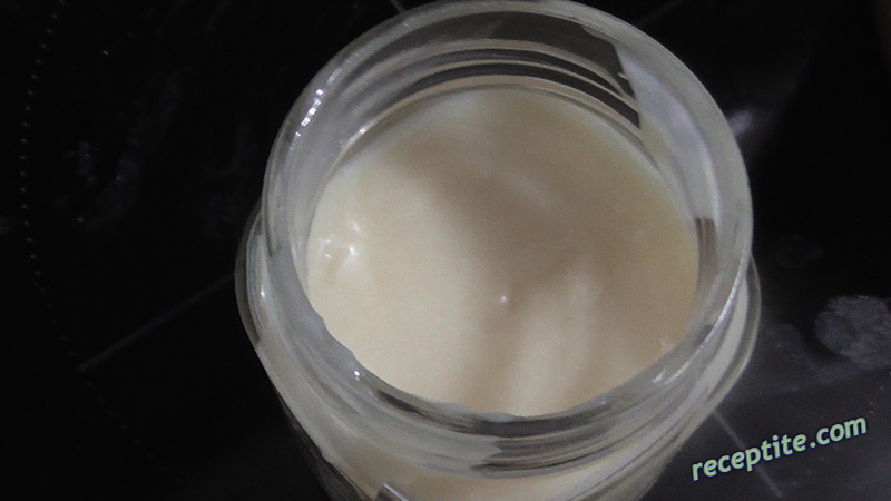 Снимки към Кондензирано мляко със захар - руска сгущенка