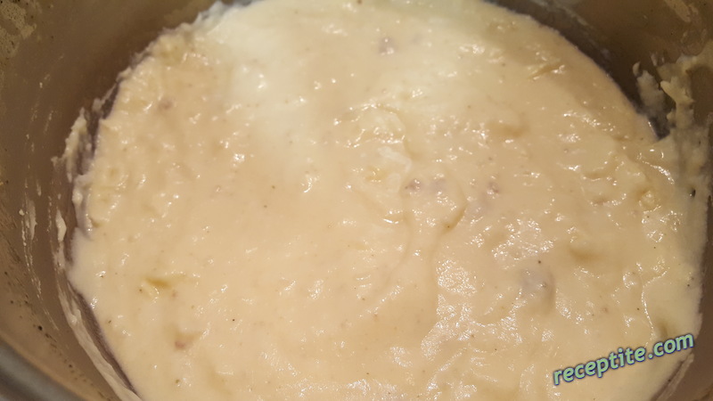 Снимки към Сос Бешамел с кисело мляко