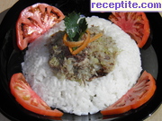 снимка 1 към рецепта Пушена риба с прясно зеле върху ориз