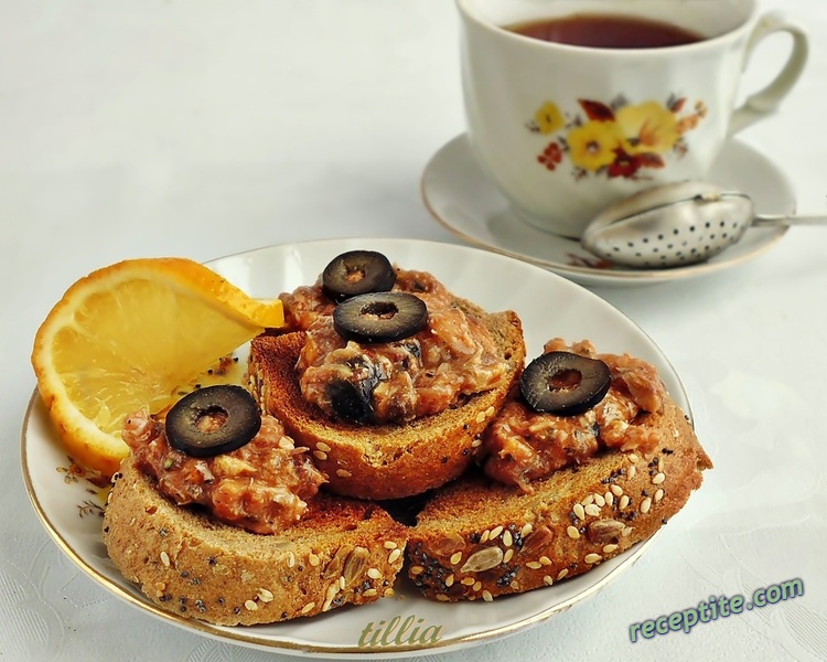 Снимки към Предястие с консерва копърка