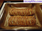снимка 16 към рецепта Солено руло с бутер тесто
