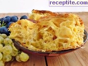 снимка 9 към рецепта Наложена баница с печени къпани кори
