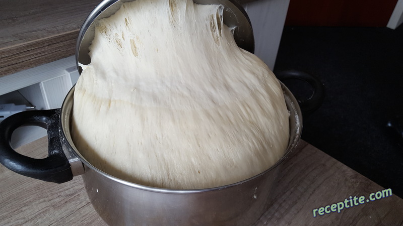 Снимки към Сладка погача