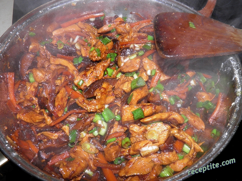 Снимки към Oyako Donburi - Японско ястие *Майка и дъщери*