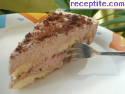 снимка 2 към рецепта Бишкотена торта с малини