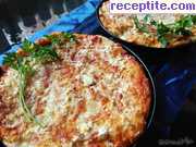 снимка 2 към рецепта Българска пица със сирене и кашкавал